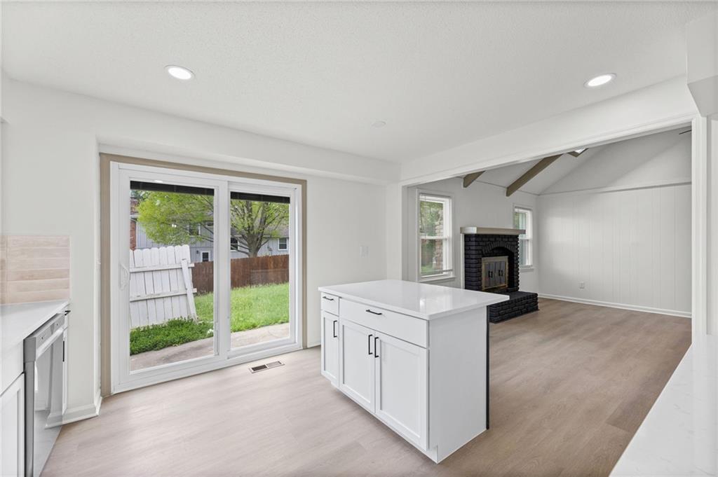 11901 W 100th Street