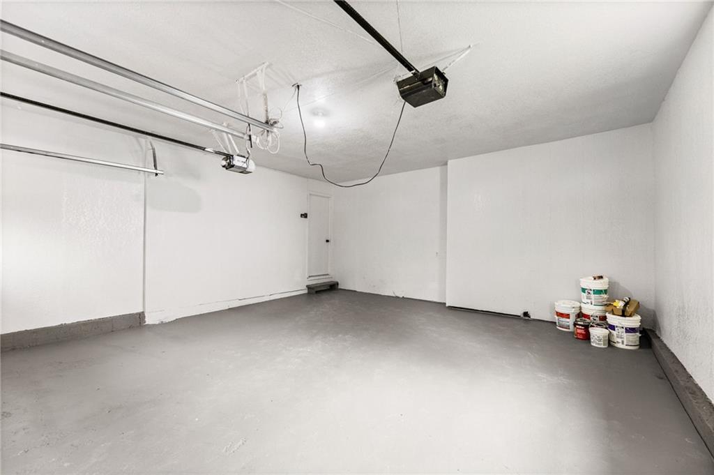 11901 W 100th Street