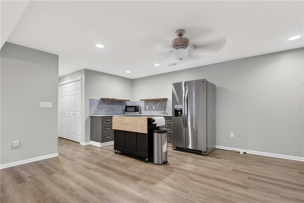 9410 Hall Drive