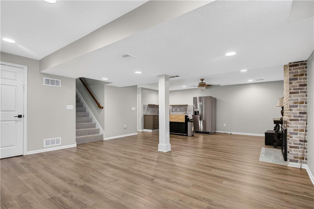 9410 Hall Drive
