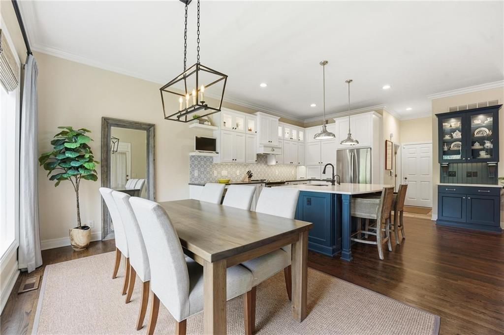 16058 Cambridge Circle