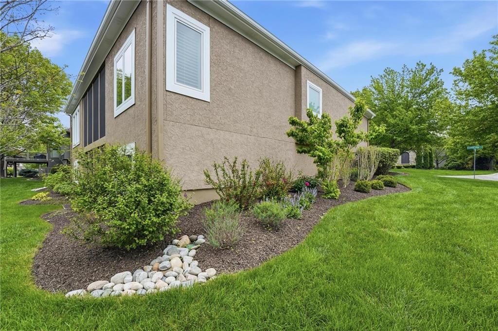 16058 Cambridge Circle