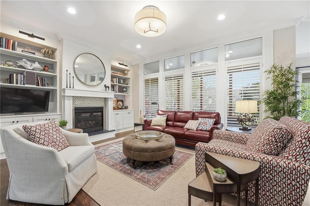 16058 Cambridge Circle