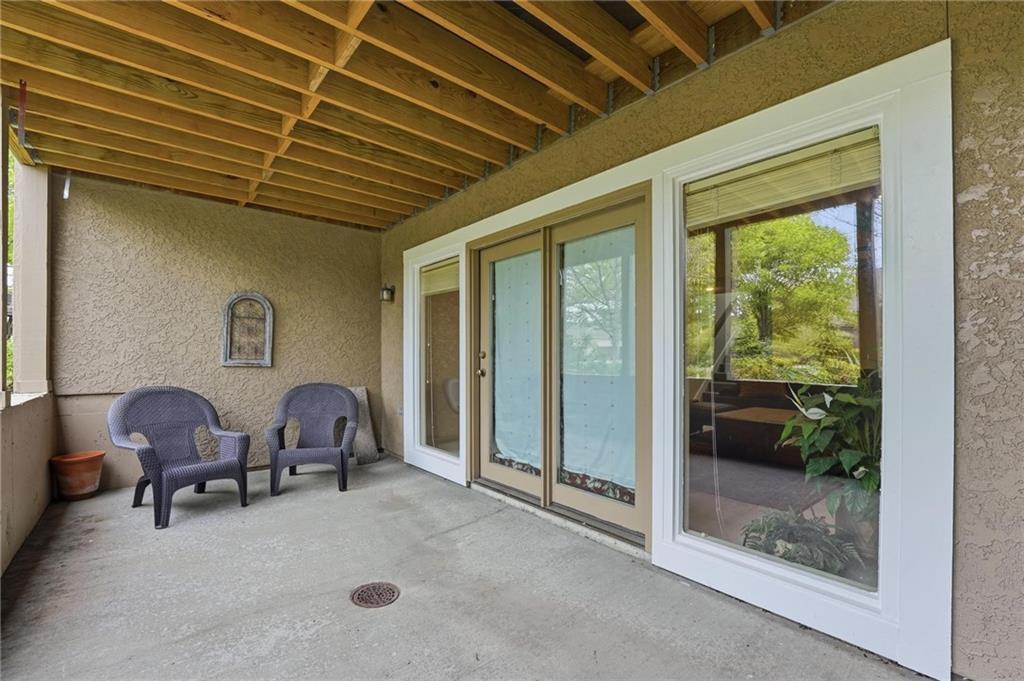 16058 Cambridge Circle