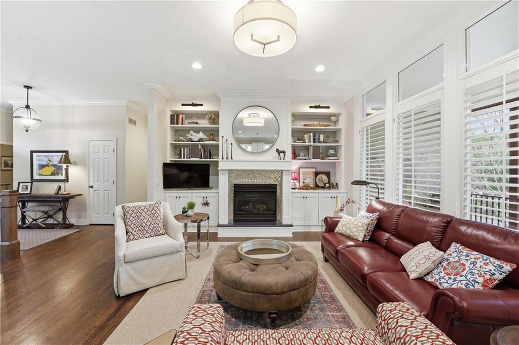 16058 Cambridge Circle