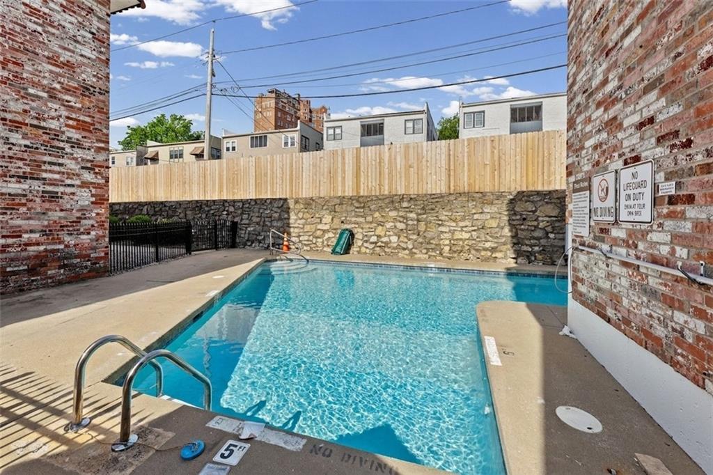 5006 Baltimore Avenue Unit: 103