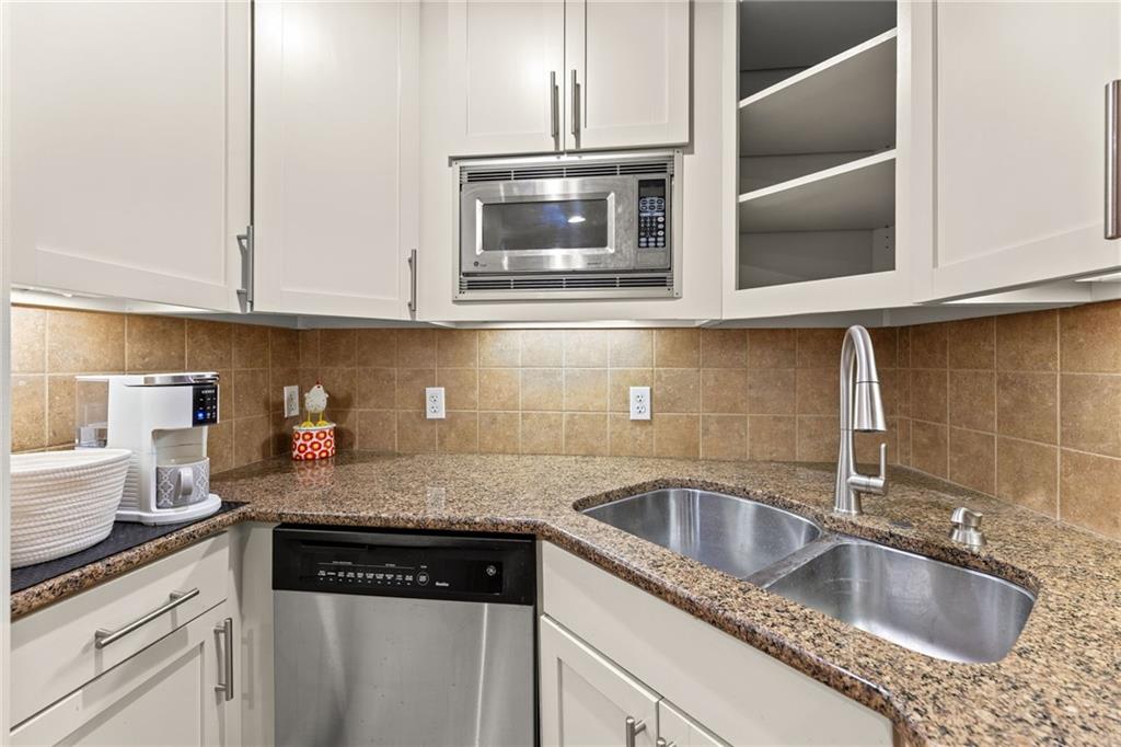 5006 Baltimore Avenue Unit: 103