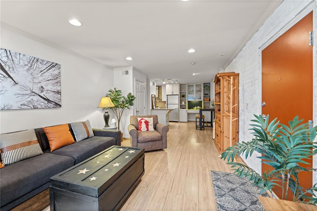 5006 Baltimore Avenue Unit: 103