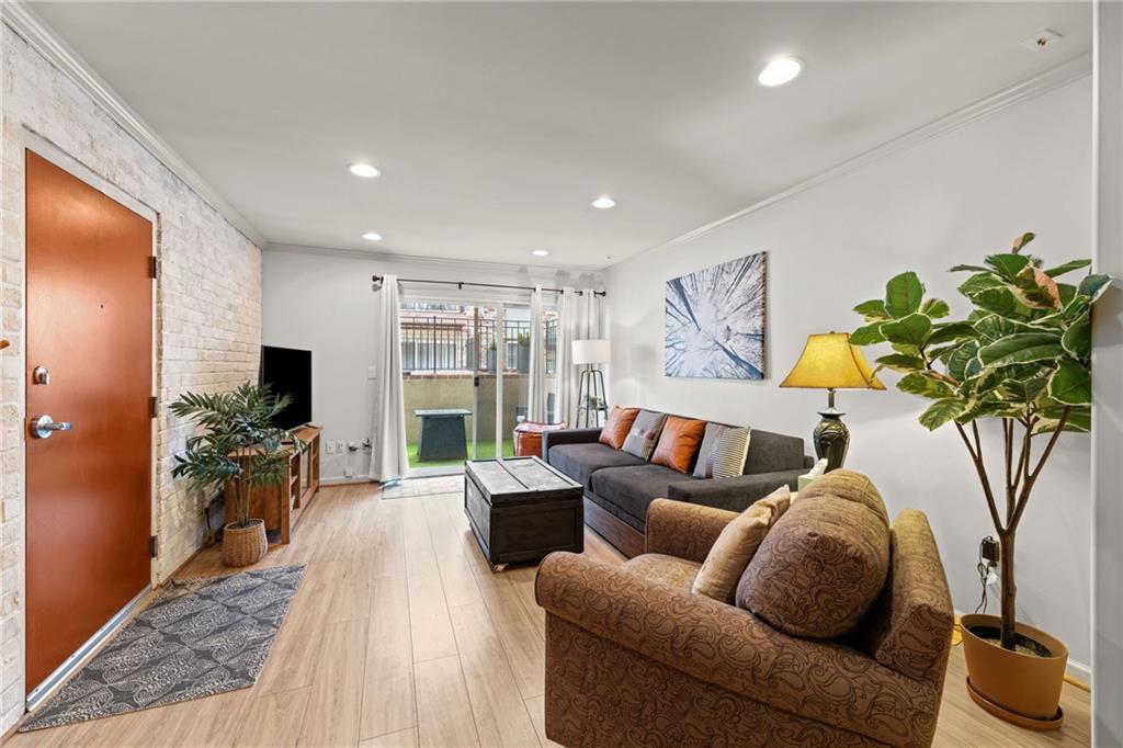 5006 Baltimore Avenue Unit: 103