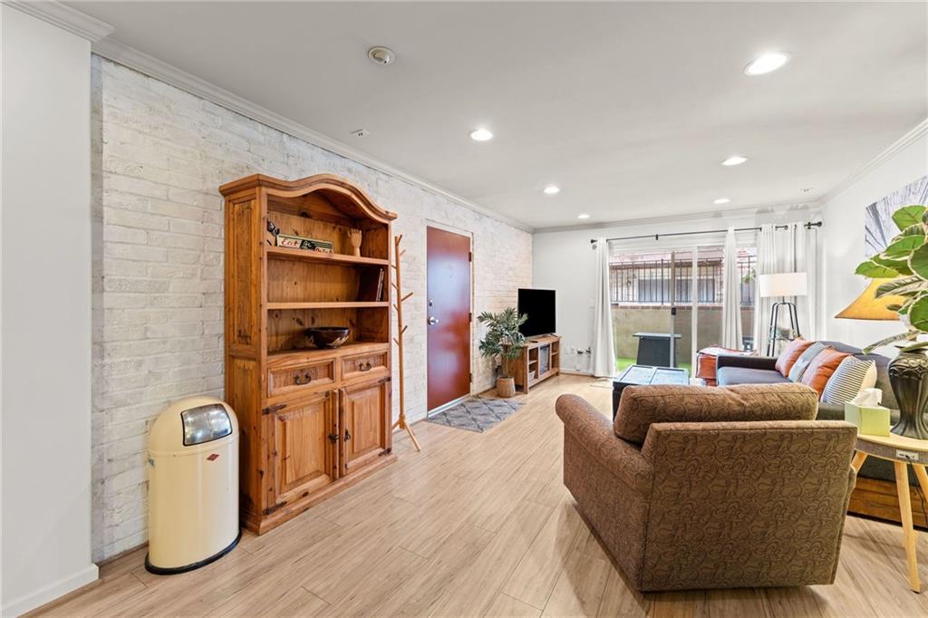 5006 Baltimore Avenue Unit: 103