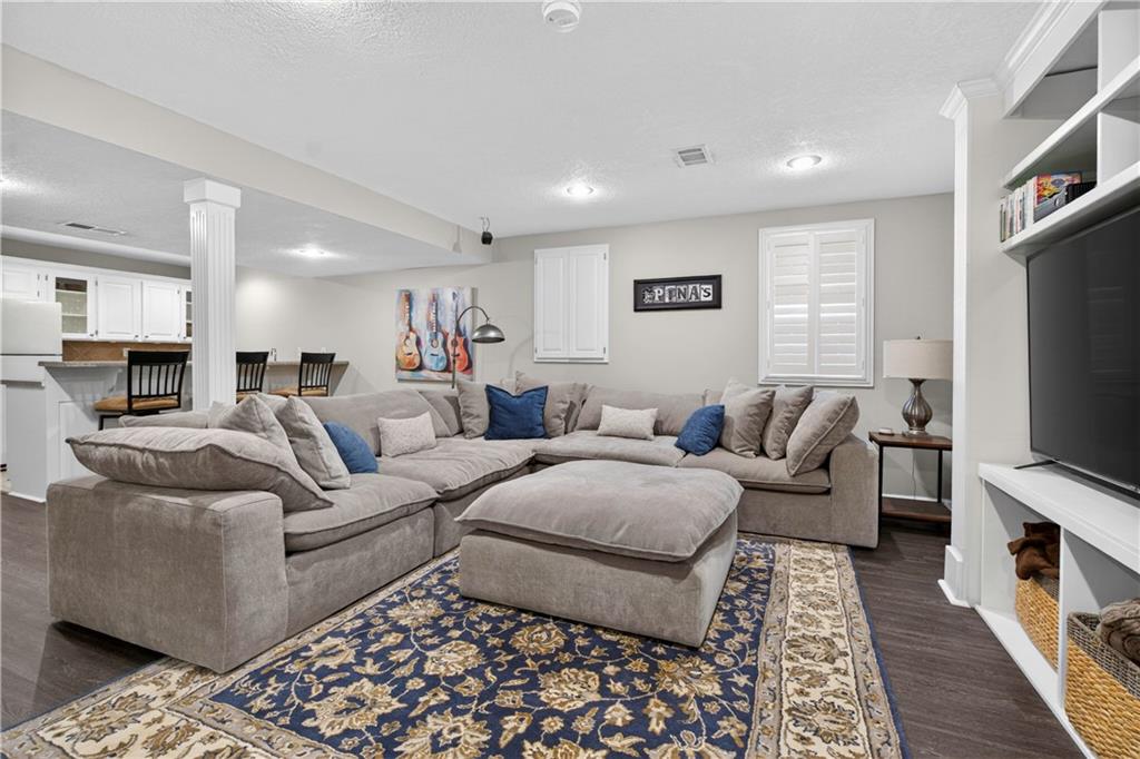13013 Sherwood Drive