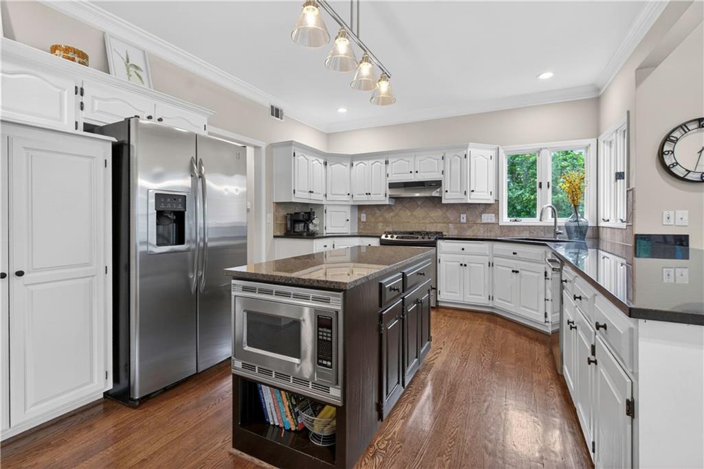 13013 Sherwood Drive