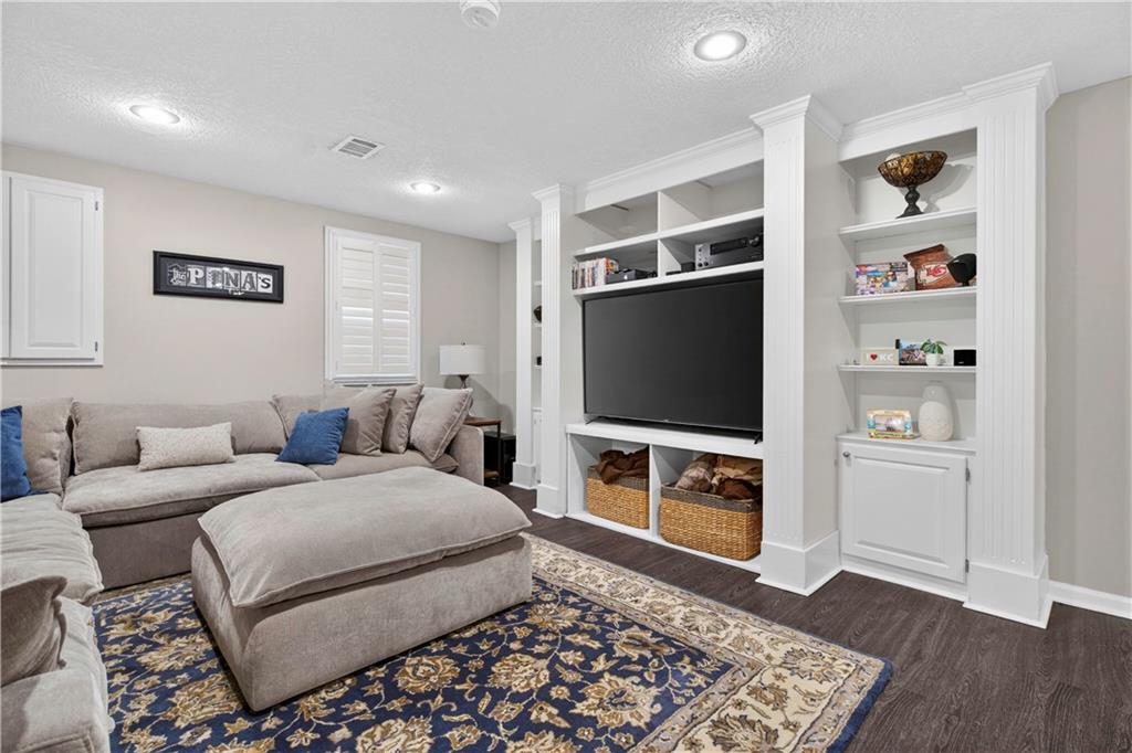 13013 Sherwood Drive