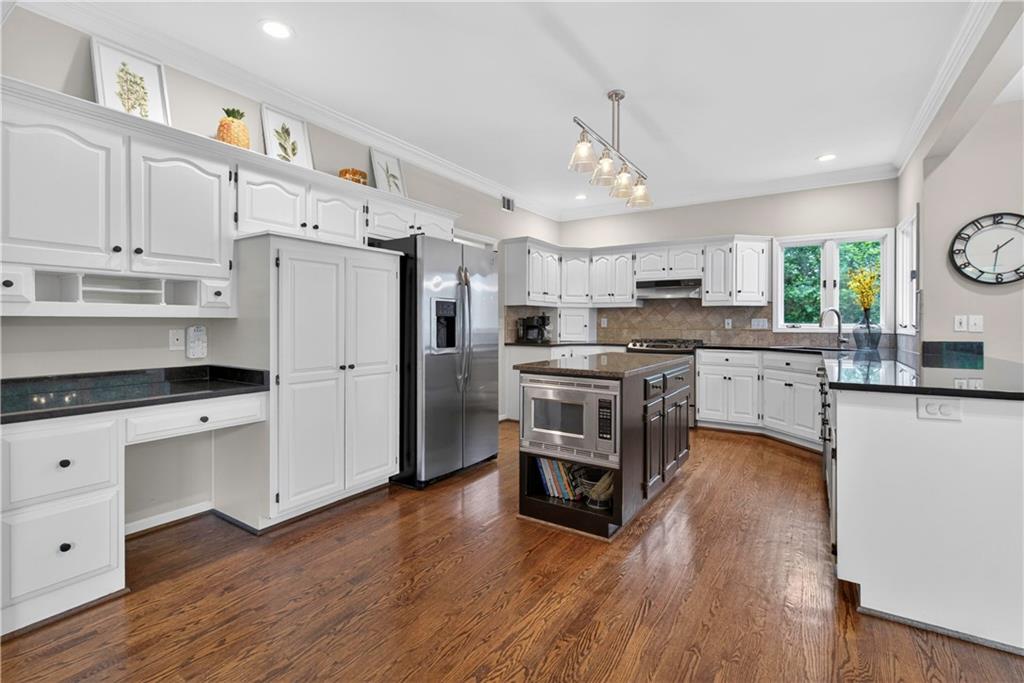 13013 Sherwood Drive