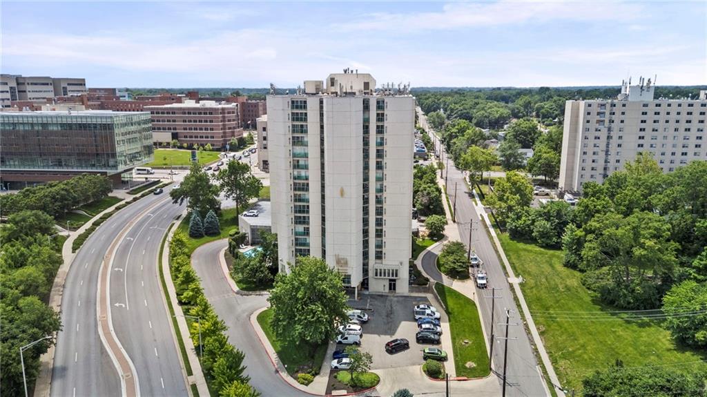 3838 Rainbow Boulevard Unit: 1402