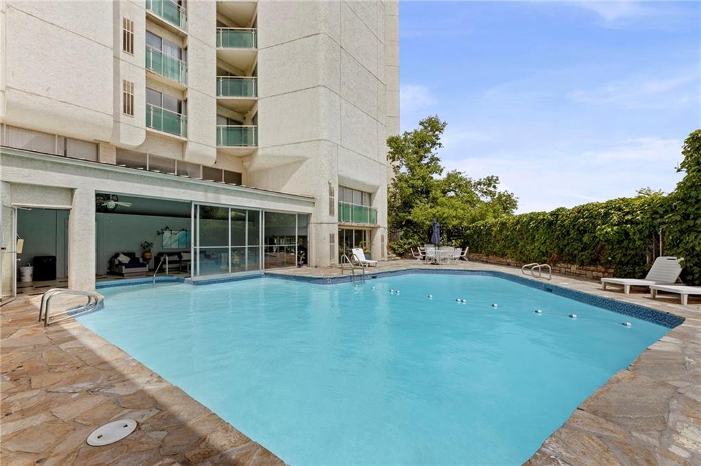 3838 Rainbow Boulevard Unit: 1402