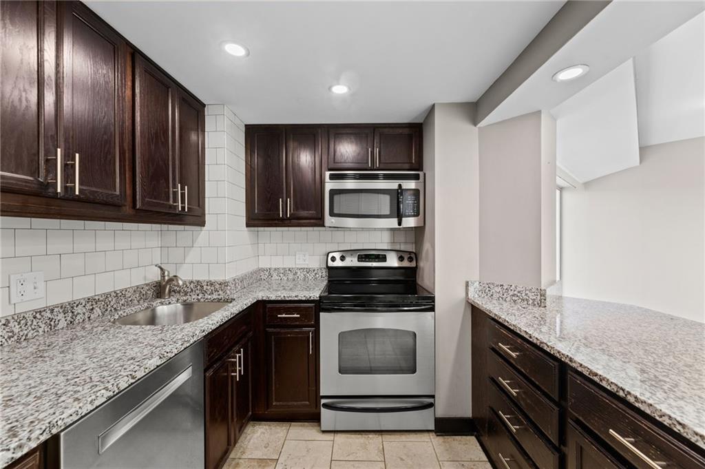 3838 Rainbow Boulevard Unit: 1402