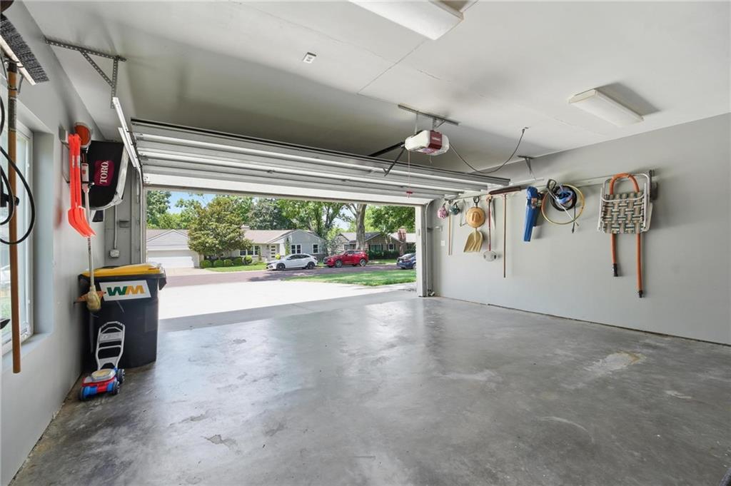 6723 W 66th Street