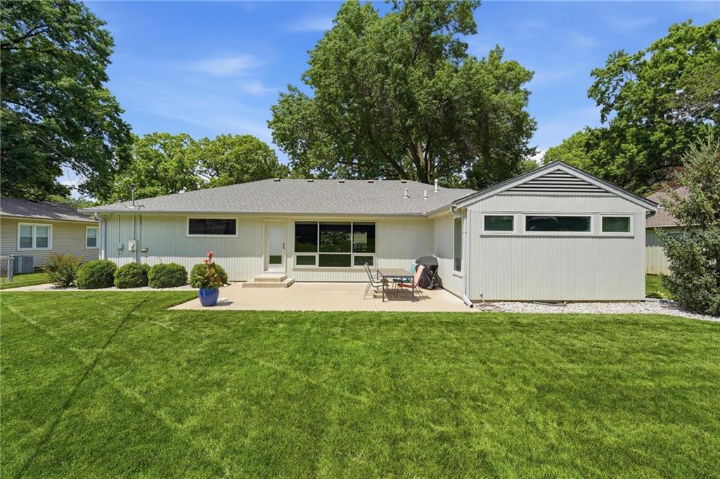 6723 W 66th Street