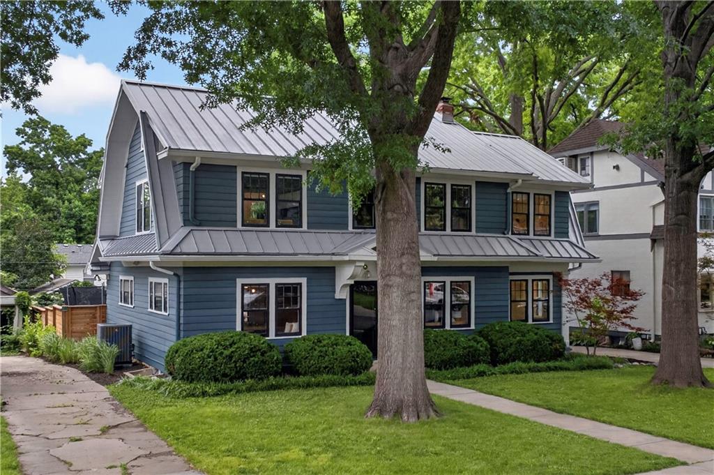 24 W 69th Street