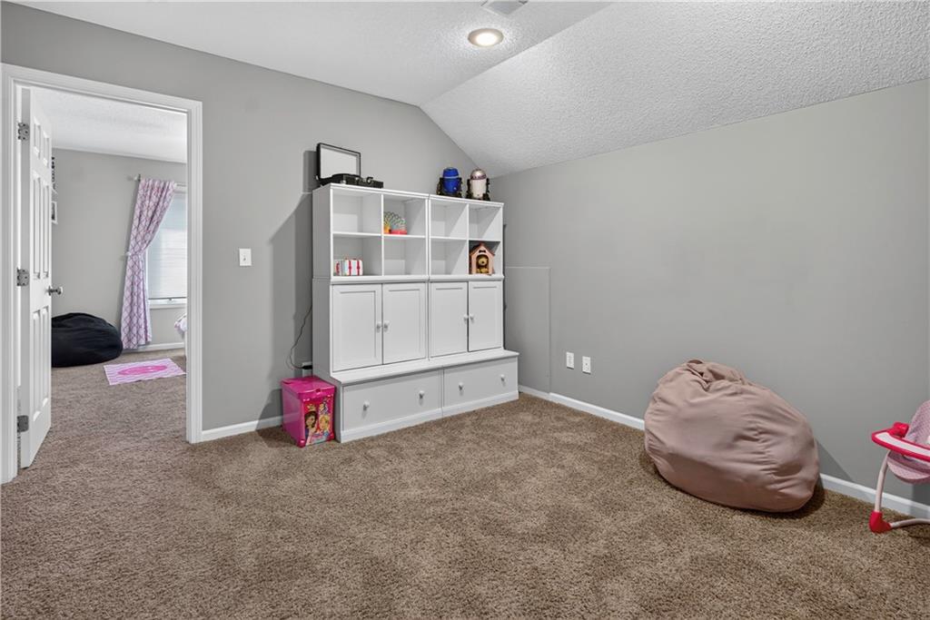 12035 S Sunray Drive
