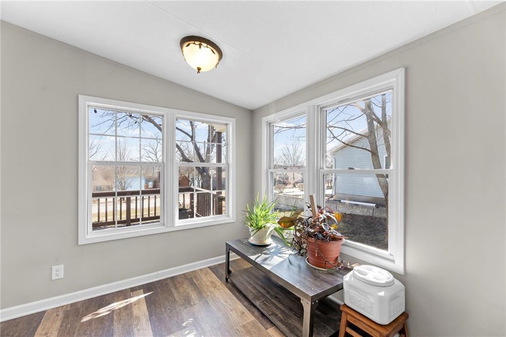 89 Lakeview Lane