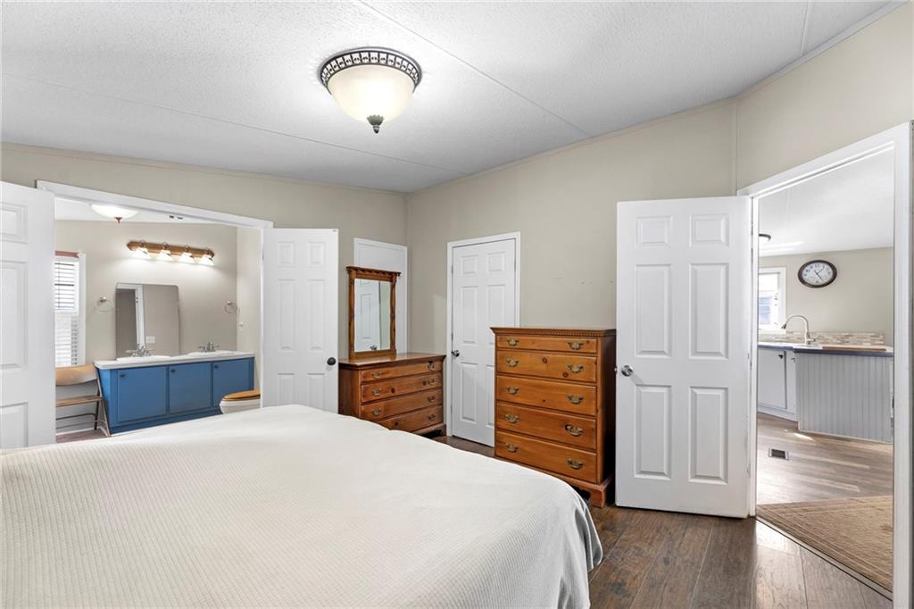 89 Lakeview Lane