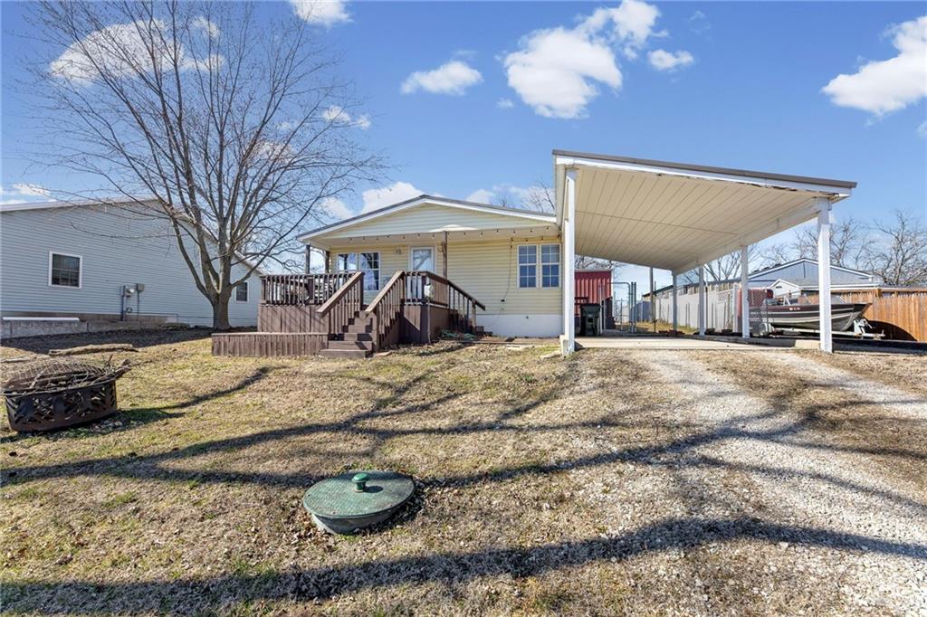 89 Lakeview Lane