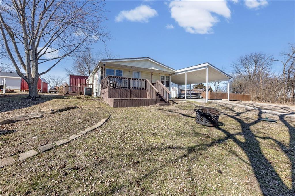 89 Lakeview Lane