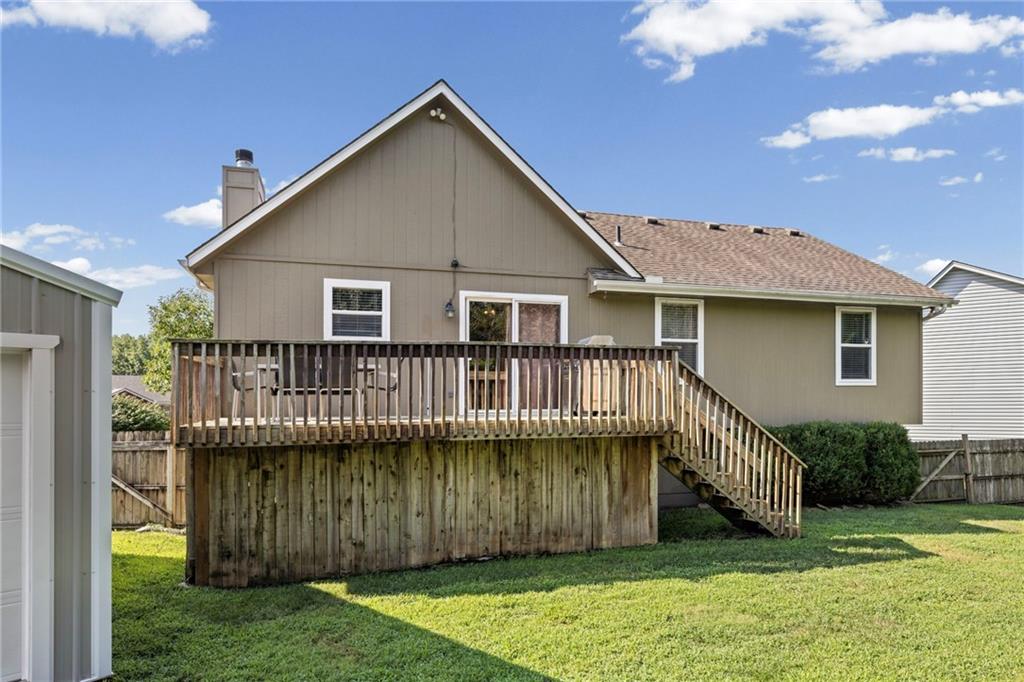 1109 NW Creekside Court