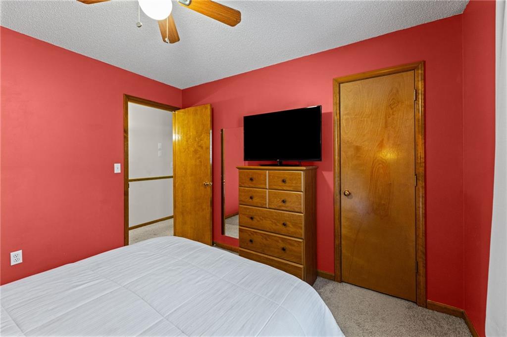 1109 NW Creekside Court