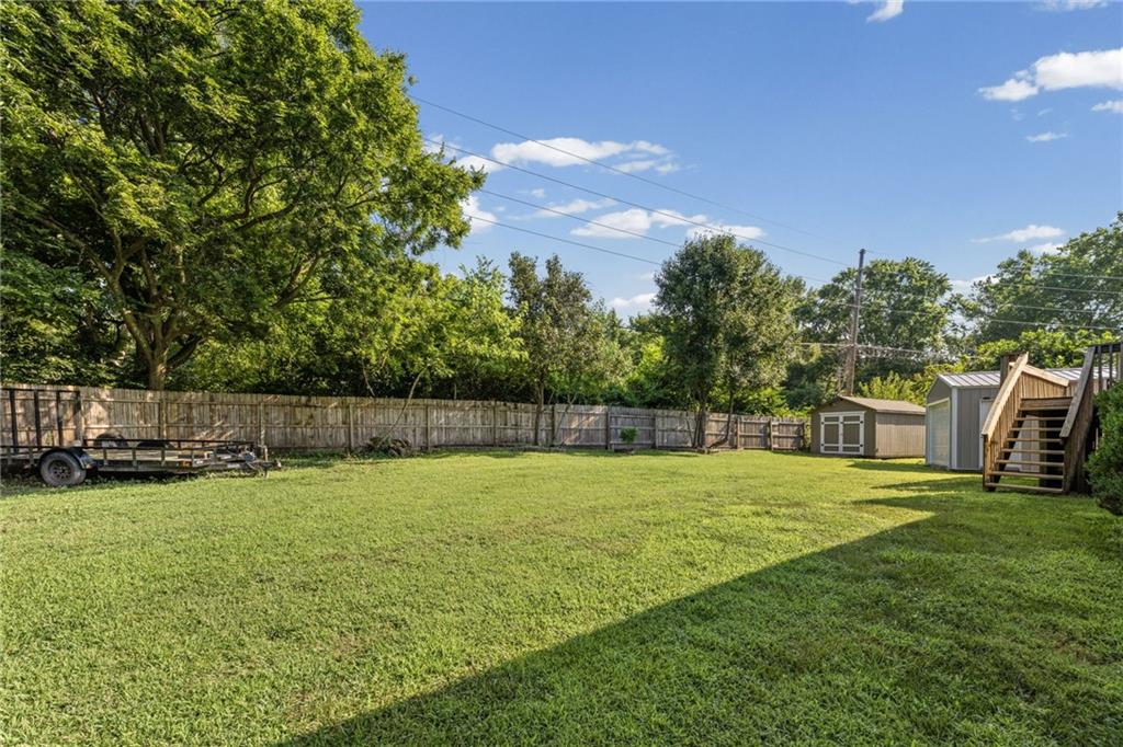 1109 NW Creekside Court