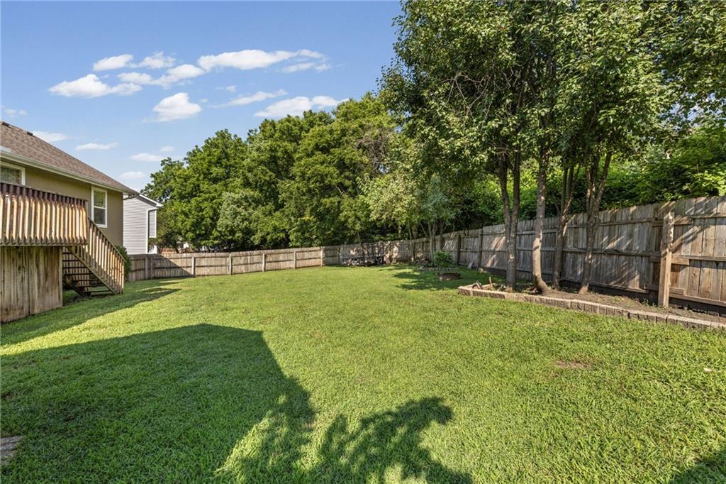 1109 NW Creekside Court