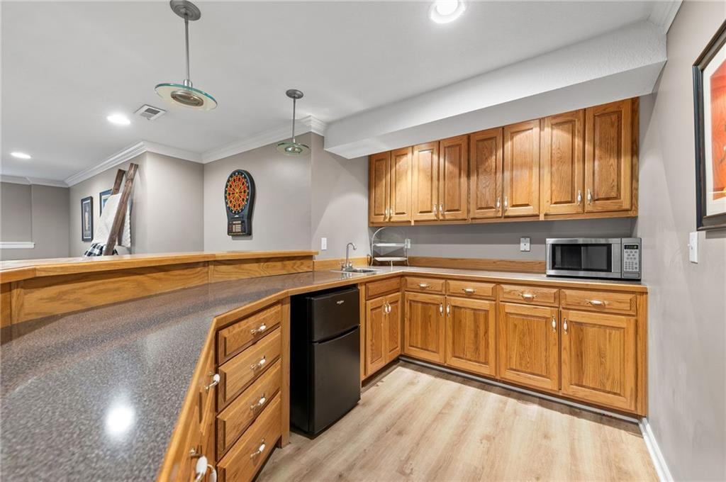 8112 W 145th Street