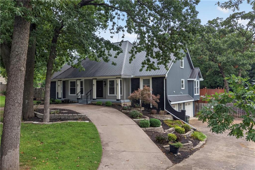 4735 Summit Court
