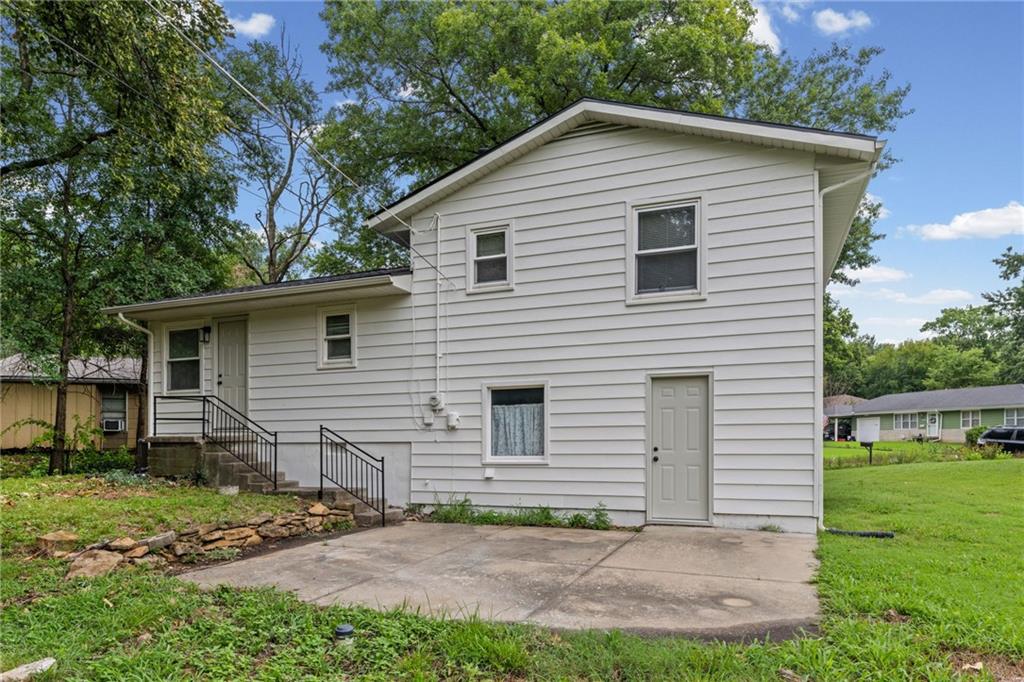 618 Saratoga Place