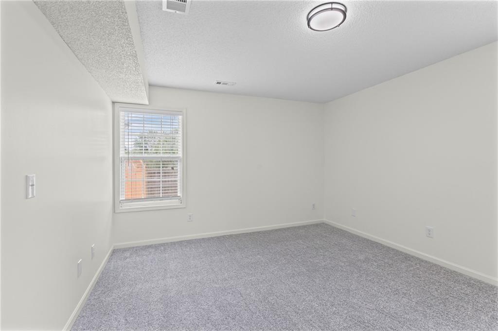 1106 Creekside Court