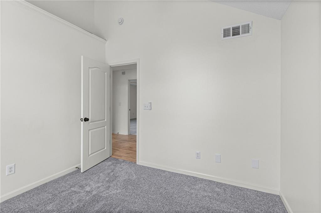 1106 Creekside Court