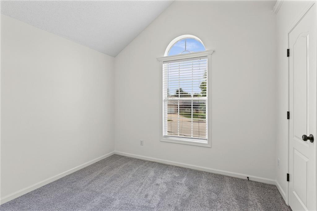1106 Creekside Court