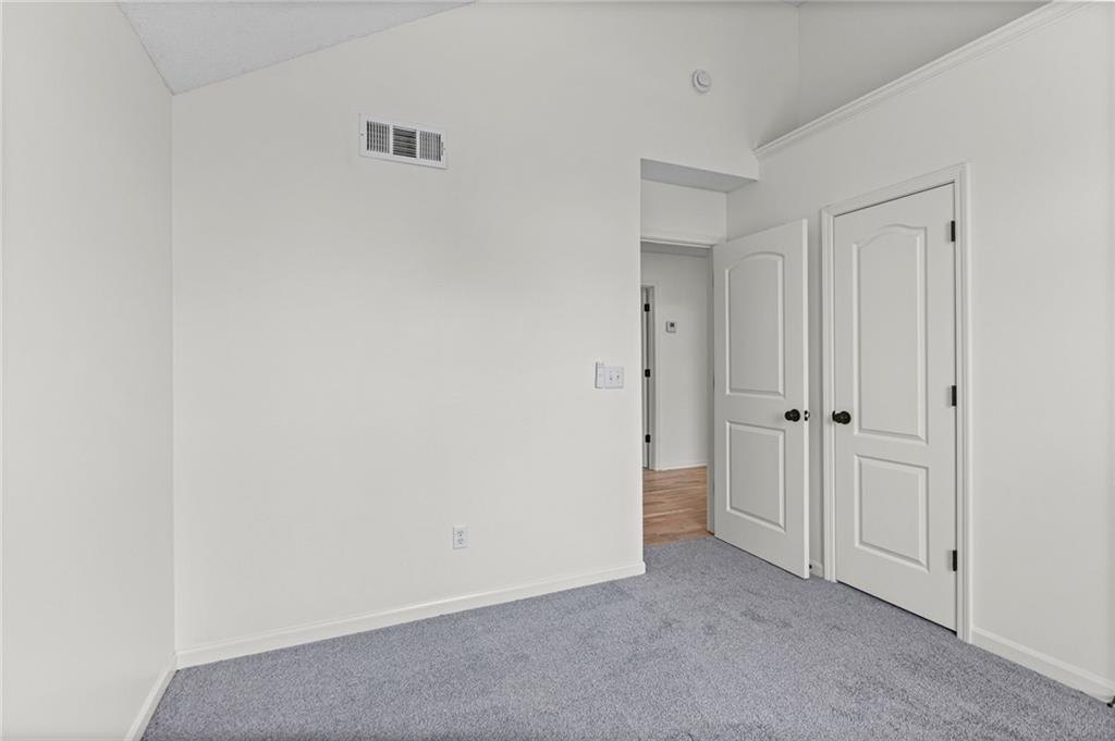 1106 Creekside Court
