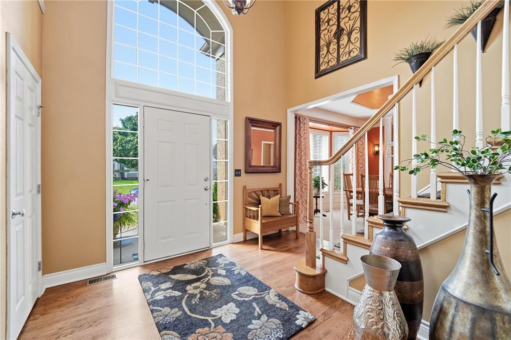 172 NE Hidden Ridge Lane