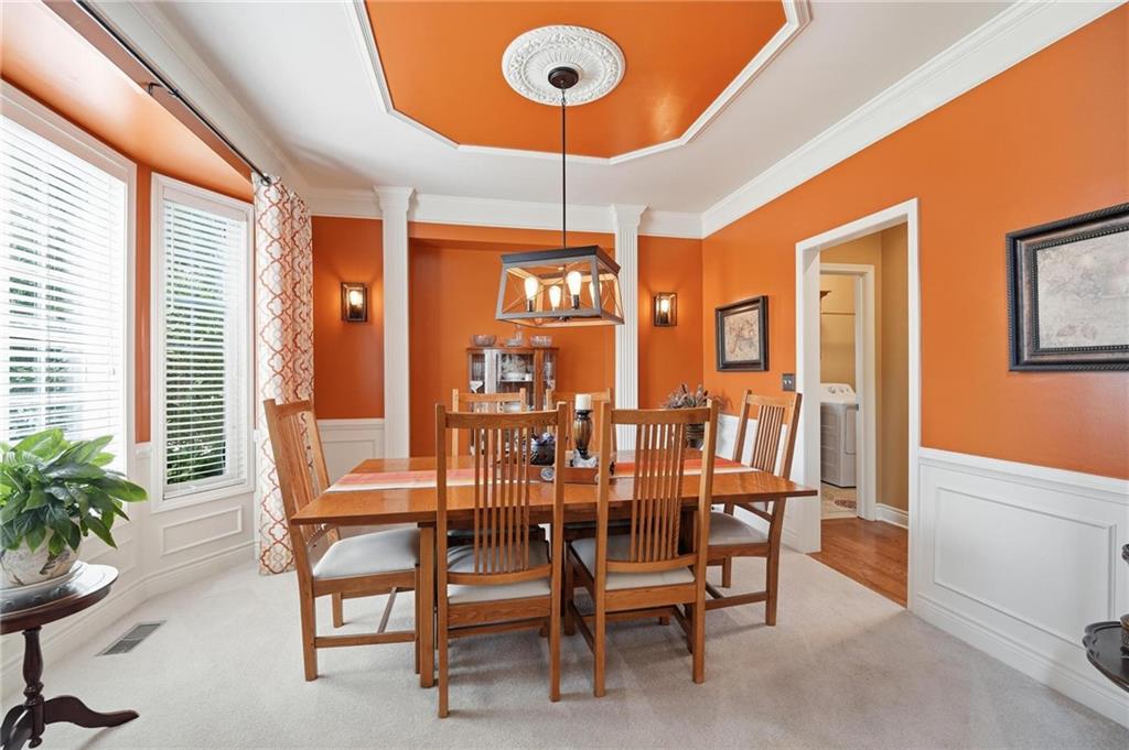 172 NE Hidden Ridge Lane