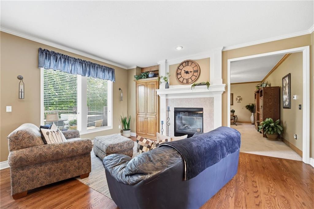 172 NE Hidden Ridge Lane