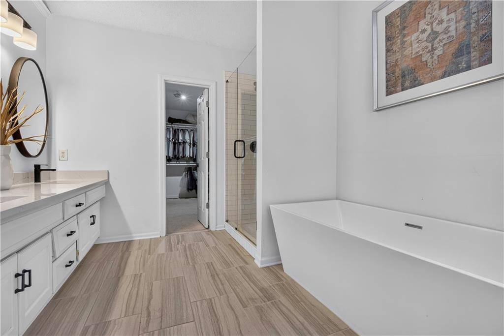 5210 W 157TH Place