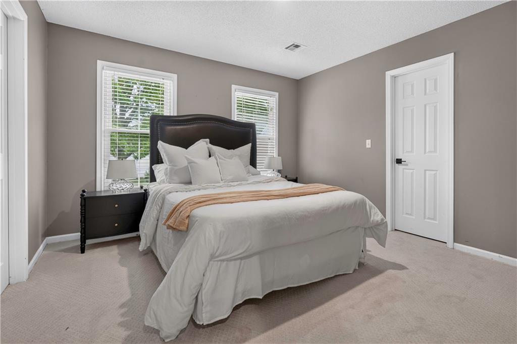 5210 W 157TH Place