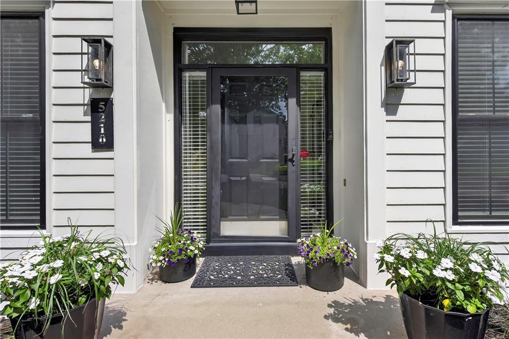 5210 W 157TH Place