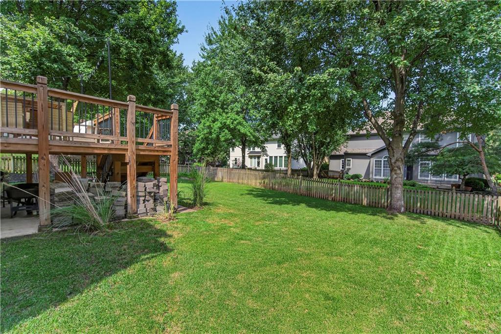 5210 W 157TH Place