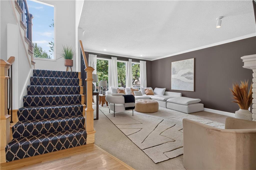 5210 W 157TH Place