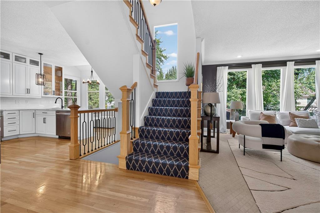 5210 W 157TH Place