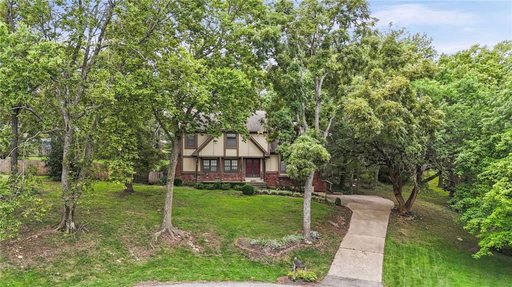 16042 Meadow Lane Drive